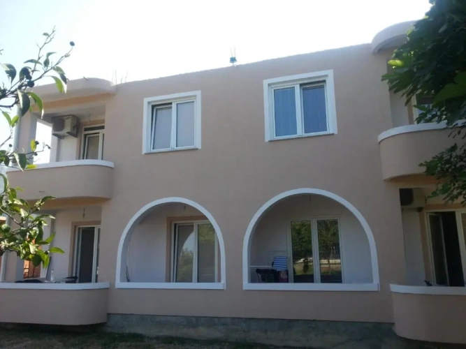 2 Bedrooms Apartment with balcony and with park view
