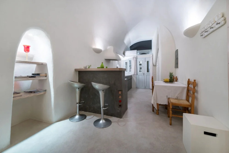 Christina's Cave House