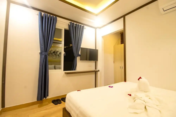 Lagoon Homestay