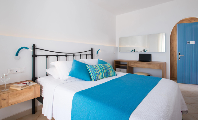 Oasis Beach Hotel