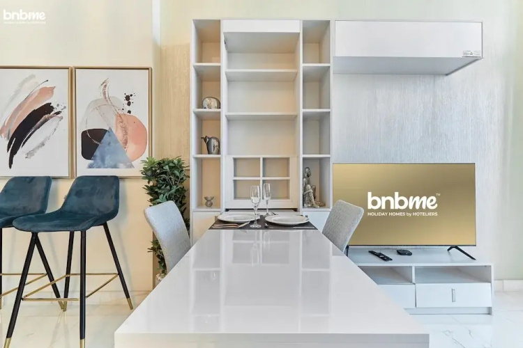 bnbme | Bayz by Danube | STUDIO