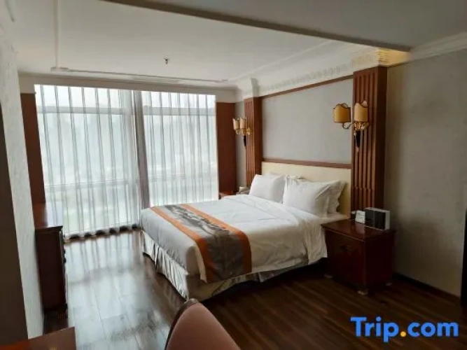 Superior Suite