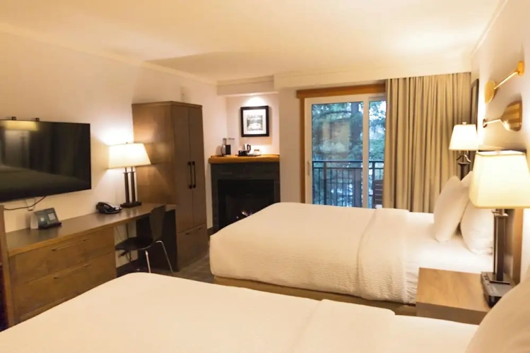 Standard Quadruple room with balcony