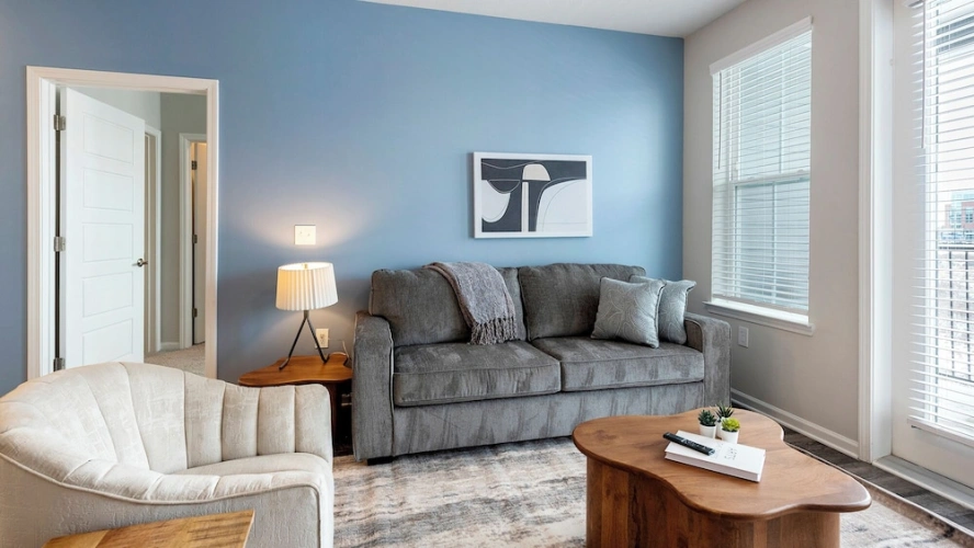 2 Bedrooms Apartment