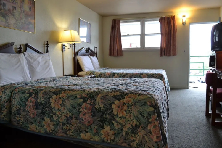 Budget Inn