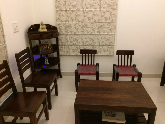 White Tulips Home Stay