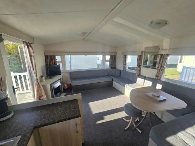 Patricia 3 Bed Balcony in Rhyl