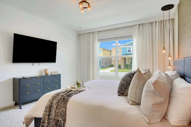 Epic 10br Solara Retreat, Themed Fun & Pool