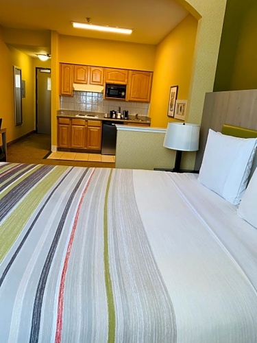 Quadruple Suite