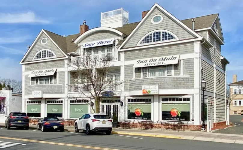 Inn on Main Hotel