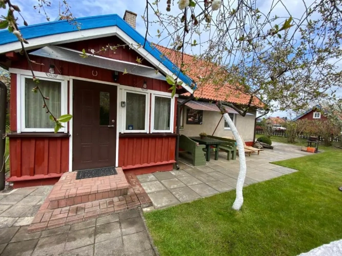 2 Bedrooms Cottage