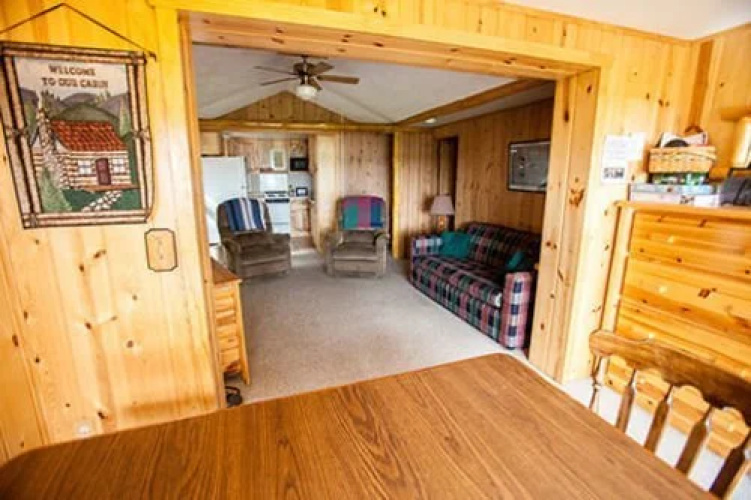 Eagle Bay Lodge