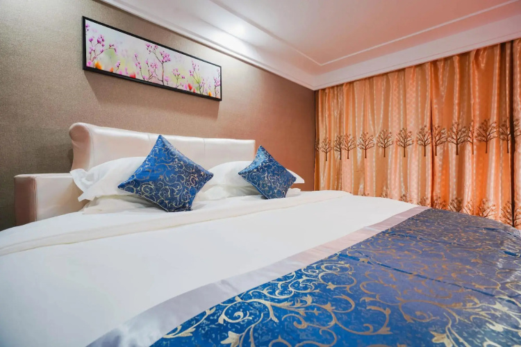 Golden Times Holiday Hotel