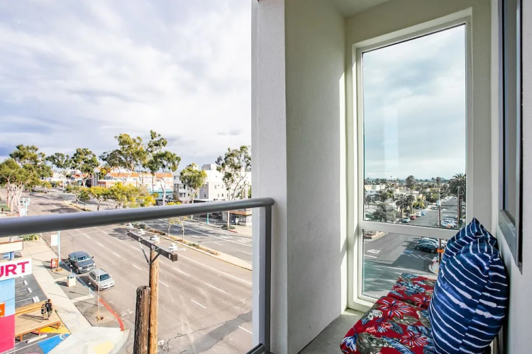 WanderJaunt - North Park Apartments