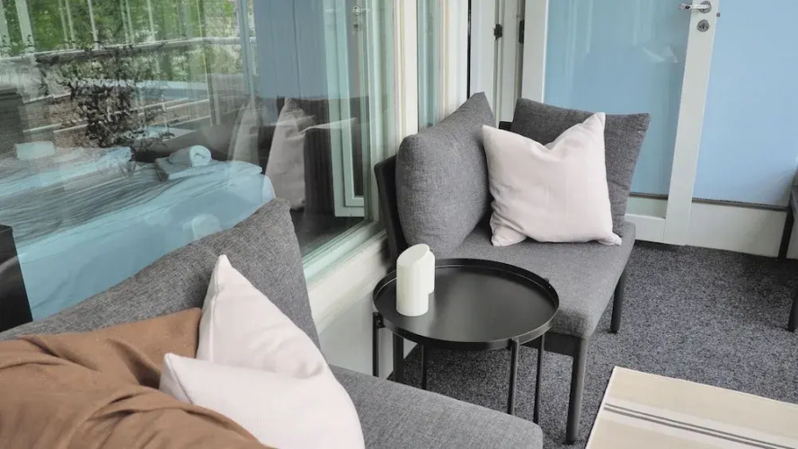 Suite with Sauna & Jacuzzi in Kamppi
