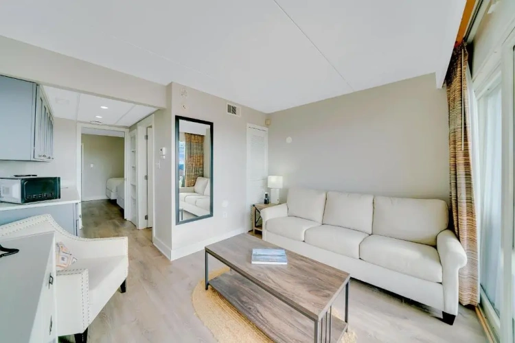 Deluxe Quadruple Suite oceanfront