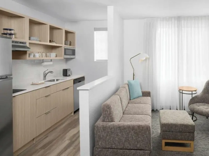 Quadruple Suite