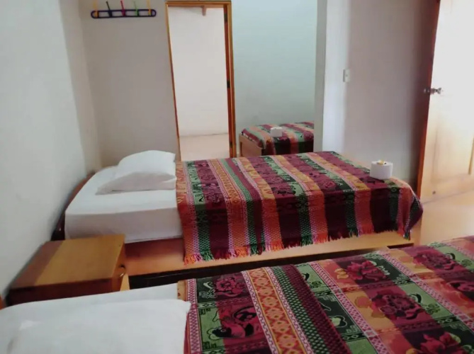 Hostal El Puerto