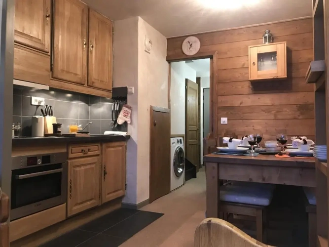 2 Bedrooms Apartment