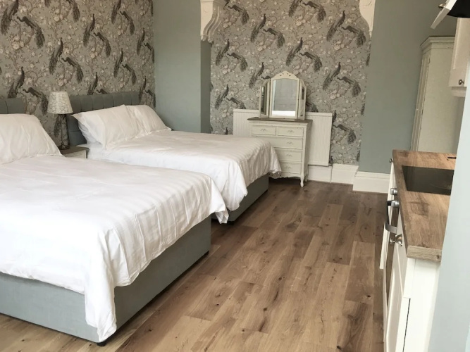 Beautifully Spacious Studio in York for 2-4 guests