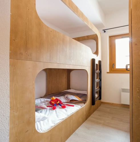 3 Bedrooms Family Apartment with balcony and with mountain view