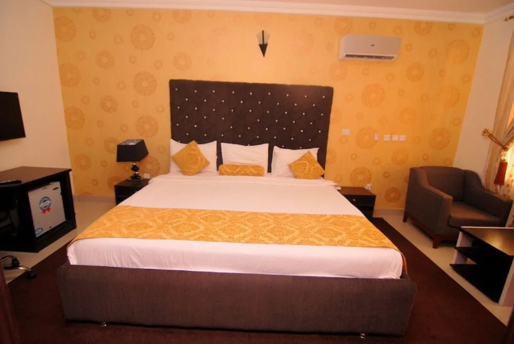 Lavila Hotels