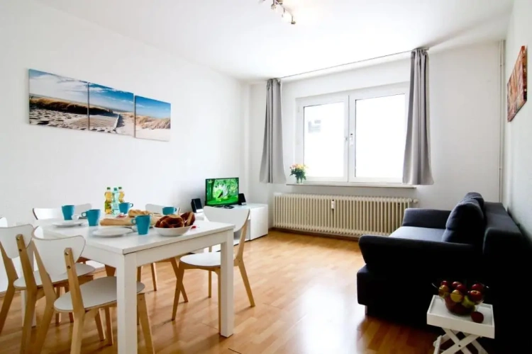 2 Bedrooms Apartment