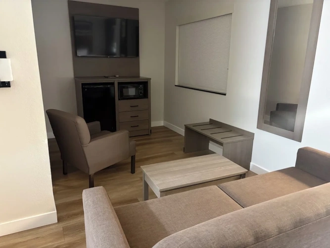 Quadruple Suite
