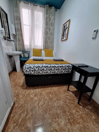 M-A Catrachos Rooms