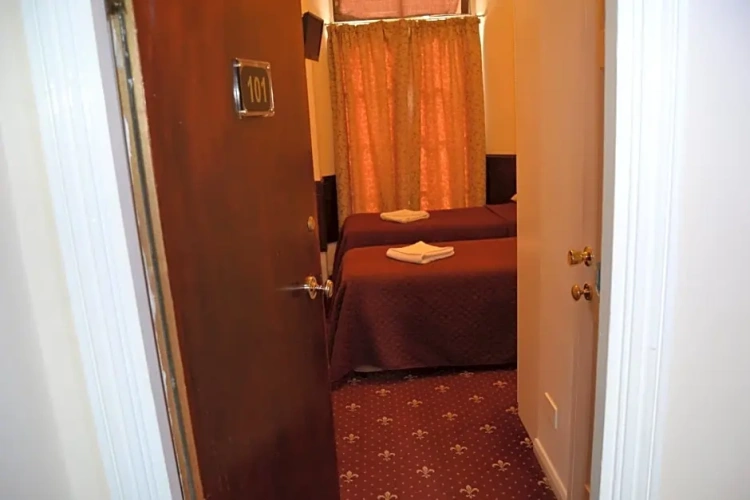 Standard Double room with view