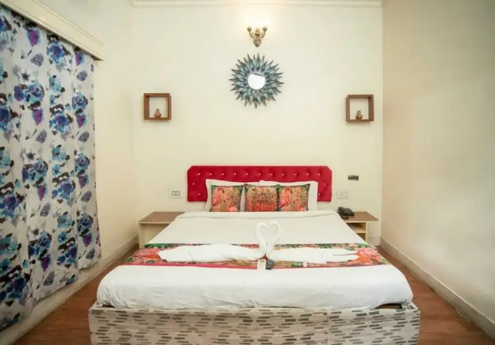 Hotel Pink Palace