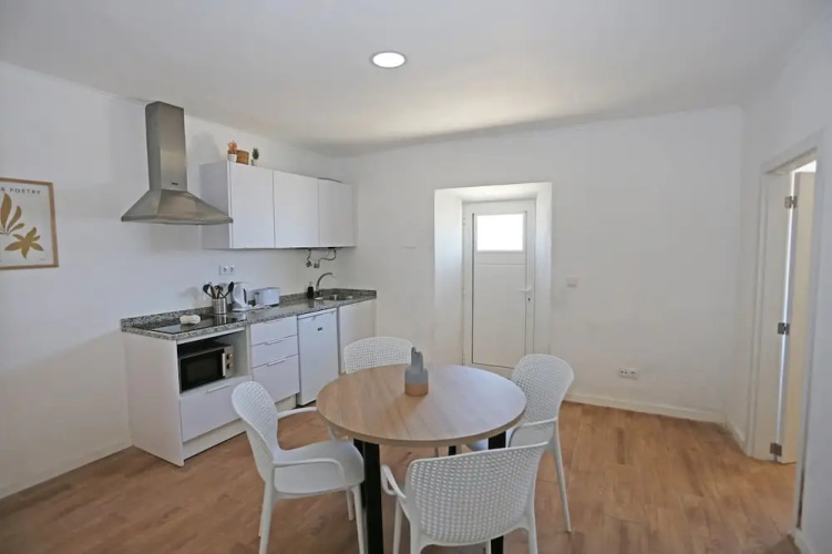 X 01 - 2 Bed Apartment in Quinta da Ponte