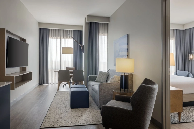 2 Bedrooms Quadruple Suite