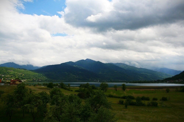 Camp Hotel Lake Views