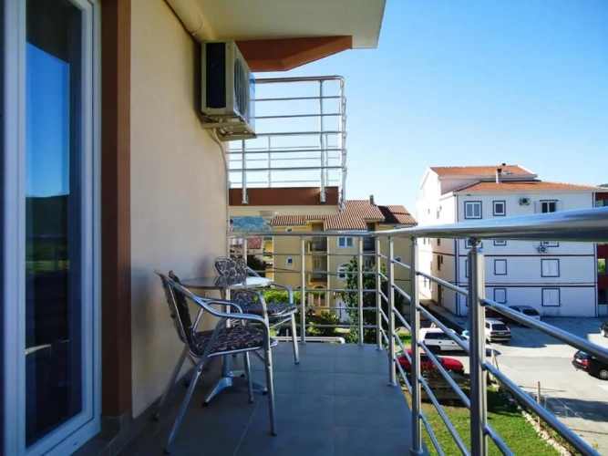 Studio with balcony and with view