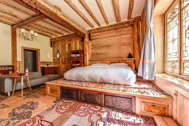 Herland Inn