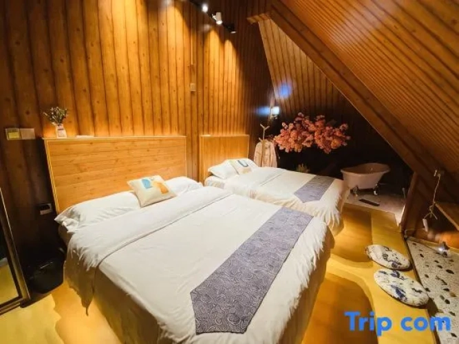 Twin Apartment