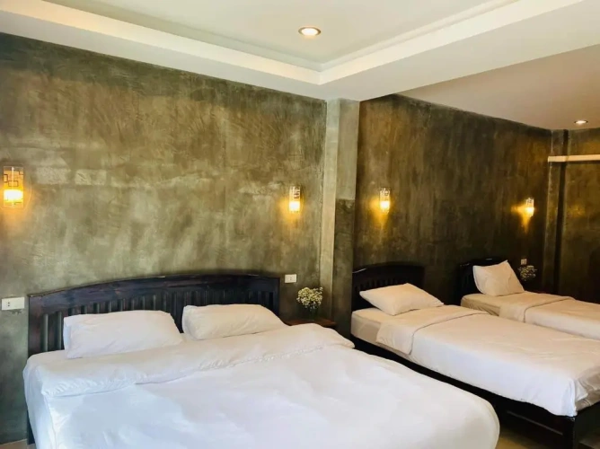 Deluxe Family Suite