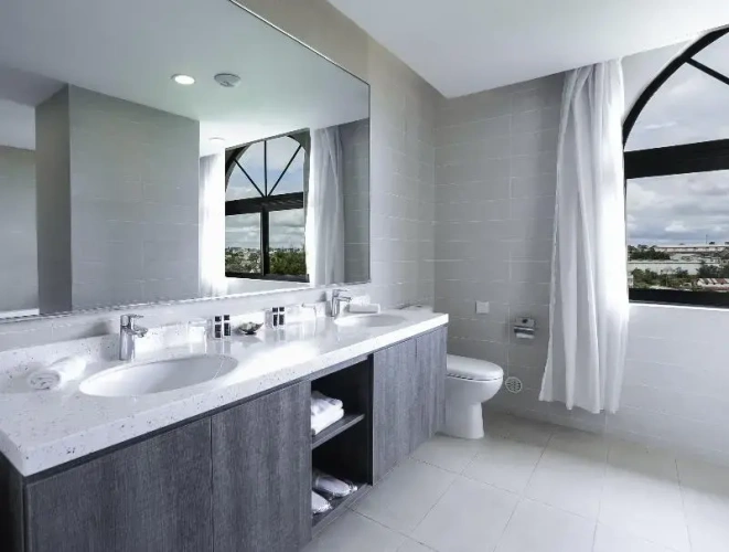 Deluxe Double Suite with balcony