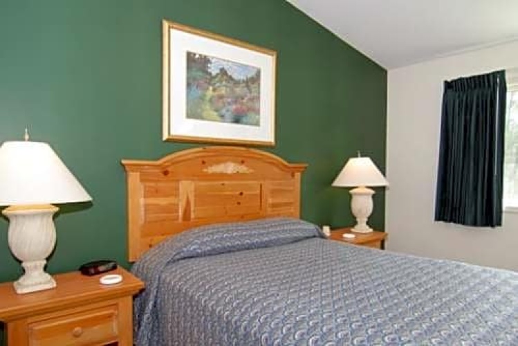 2 Bedrooms Villa