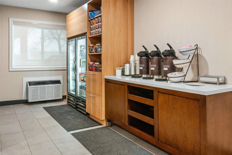 Country Inn & Suites by Radisson, Winnipeg, MB photo 12