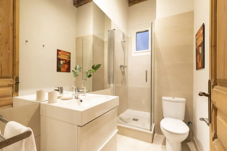 Aspasios Gracia Apartments