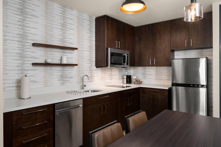 1 Bedroom Quadruple Suite