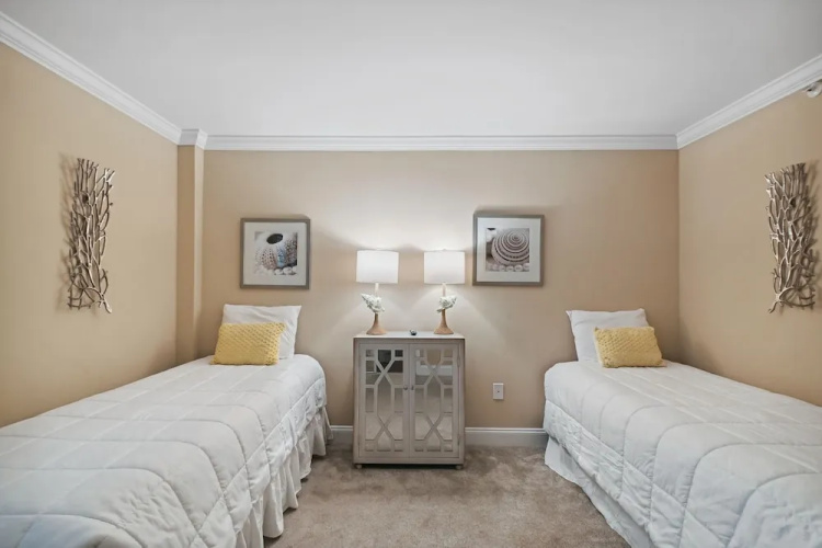 Inlet Reef 102 2 Bedroom Condo by RedAwning