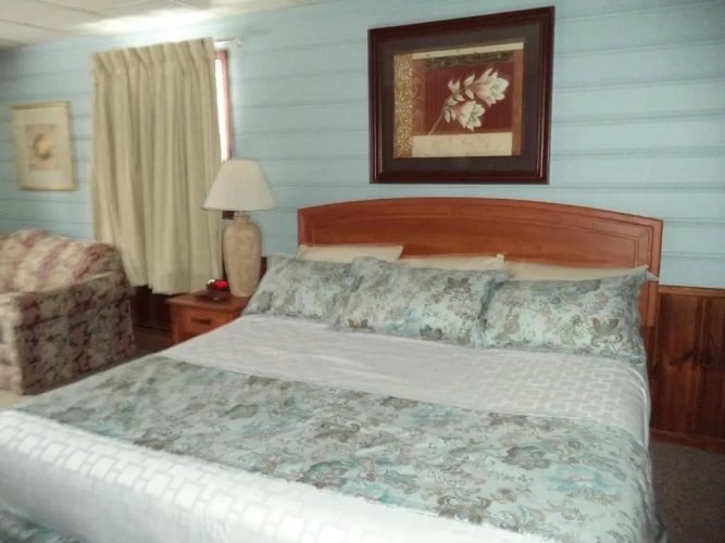 Quadruple Suite