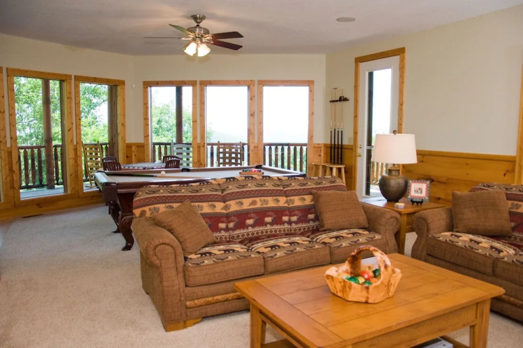 PARADISE FOUND - 3 Br Cabin