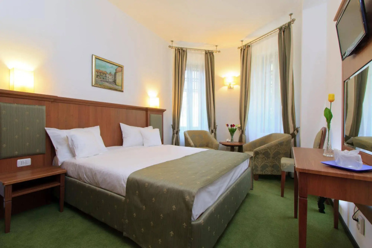 Hotel Palace