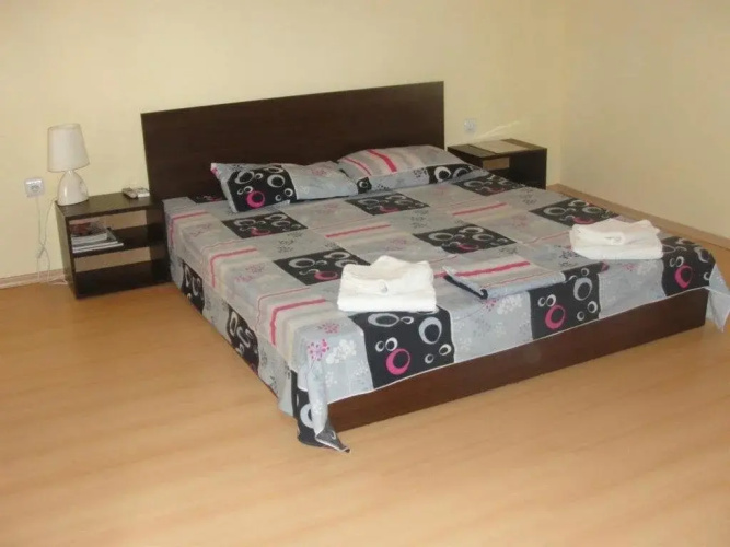 Veliana Guest House