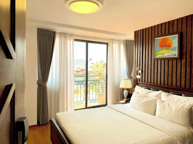 Double Junior Suite with balcony and with city view