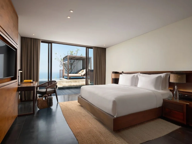 2 Bedrooms Sky Pool Penthouse Suite with ocean view